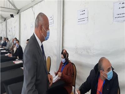 مصطفى بكري يشارك فى التصويت لانتخابات التجديد النصفي لمجلس الصحفيين