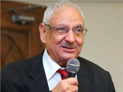 د. ثروت قادس نائب رئيس الاتحاد العام للمصريين في الخارج