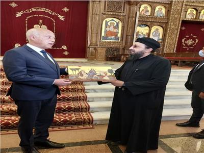زيارة رئيس تونس لكاتدرائية ميلاد المسيح