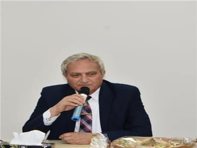 الدكتور إبراهيم خالد رئيس مجلس إدارة شركة مياه الشرب والصرف الصحي بمطروح 