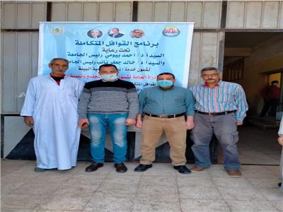 استمرار القوافل الطبية  ضمن مبادرة "حياه كريمة"  بقرية اشمون