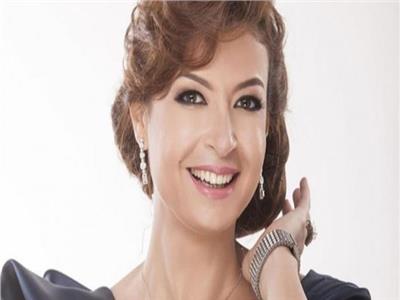 الفنانة منال سلامة