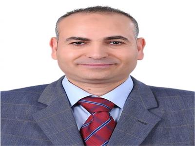 د. ناصر عبد البارى وكيل كلية الطب بجامعة المنوفية