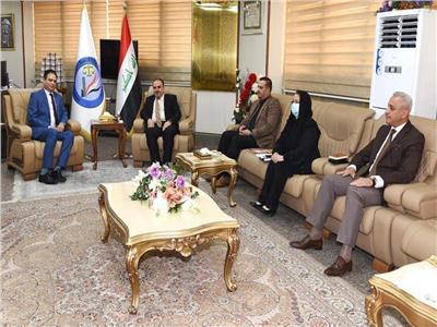 وزير العدل العراقي يستقبل السفير المصري لدى بغداد