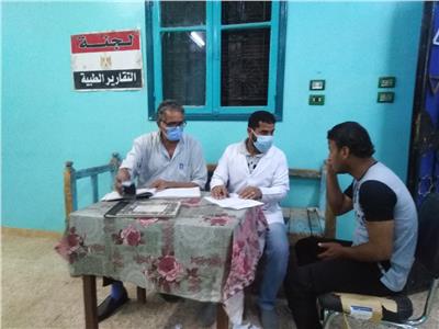  الكشف على2957 مواطن خلال القوافل الطبية في السيل الريفي و المحمودية بمدينة أسوان 