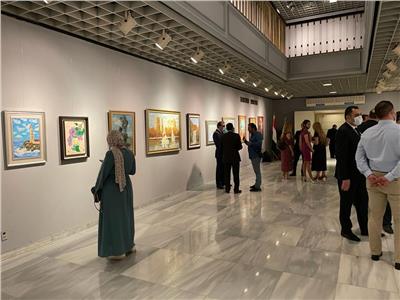 سفير أذربيجان ورئيس الاوبرا يفتتحان معرض للوحات الفنية