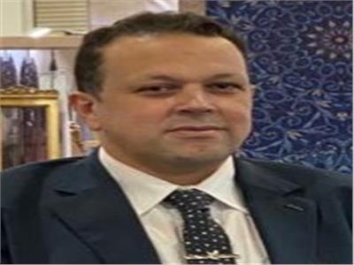 د رضا شعيب رئيس اللجنة الثلاثية لانشاء جمعية مدينة الاثاث