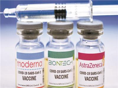 هل يقبل لوبى صناعة الأدوية العالمية التنازل عن تراخيص الملكية الفكرية للقاحات الموجودة حاليا