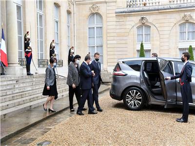 الرئيس السيسي ونظيره الفرنسي إيمانويل ماكرون