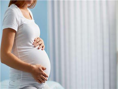 نسبة انتقال فيروس كورونا من الأم الحامل لطفلها ضعيفة للغاية 