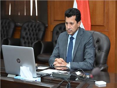  صبحي يشهد توقيع مذكرة تفاهم بين الوزارة ومؤسسة زايد