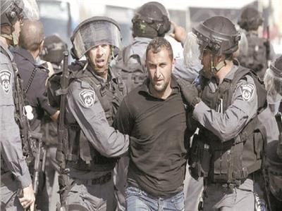 الشرطة الإسرائيلية تعتقل مواطنا فلسطينيا 