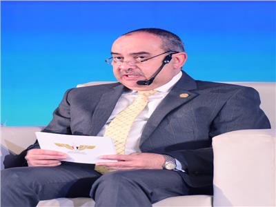 الطيار محمد منار وزير الطيران المدني