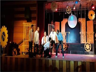 عرض مسرحى "بيرجنت النساج" لفرقة المنيا القومية على مسرح المحافظة
