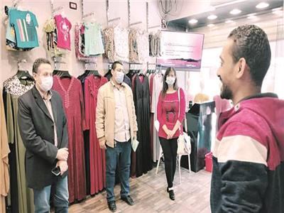 محمد حلمى حقق حلم حياته بامتلاك مصنع للملابس الجاهزة