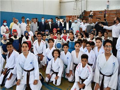وزير الرياضة يتفقد مركز شباب الاستاد والمدينة الشبابية ببورسعيد