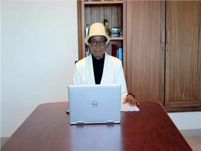 الدكتورة كومبو بولي باري 