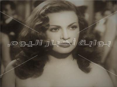 «عاهة مستديمة».. وراء «مشية الإغراء» لهند رستم