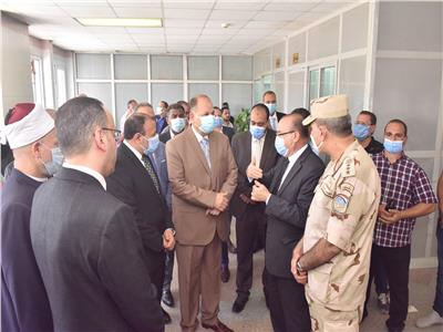 محافظ اسيوط يفتتح مستشفى جامعة الازهر 