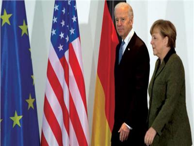 المستشارة الألمانية أنجيلا ميركل والرئيس الأمريكي جو بايدن