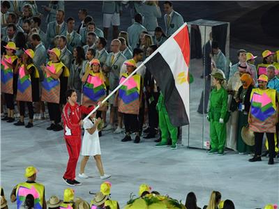 أحمد الأحمر يحمل علم مصر في أولمبياد ريو دي جانيرو