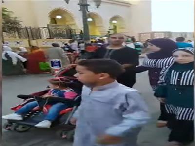 توافد المصريين لأداء صلاة عيد الأضحى بالمنيا 