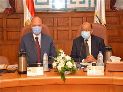 وزير التنمية المحلية اللواء محمود شعراوى ومحافظ القاهرة اللواء خالد عبد العال