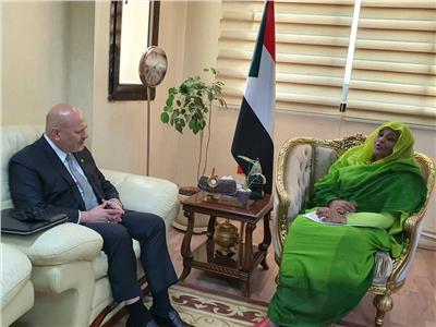 وزارة الخارجية السودانية مريم الصادق و المدعي العام للمحكمة الجنائية الدولية كريم خان