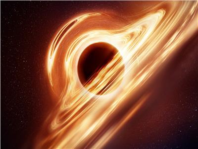 حلقات تدور حول الثقب الأسود