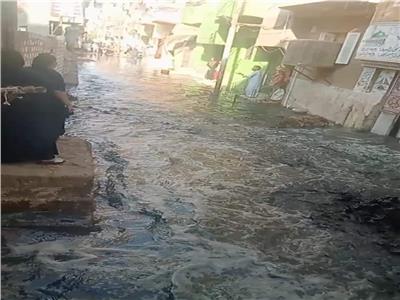 غرق شوارع مدينة إسنا 