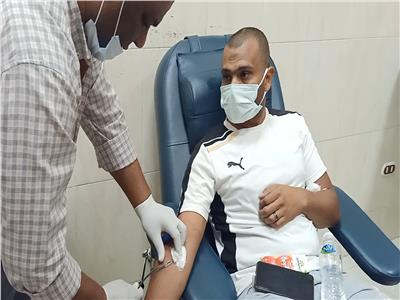 اكثر من 200 متبرع بالدم لدعم مصابي حادث أتوبيس طريق السويس
