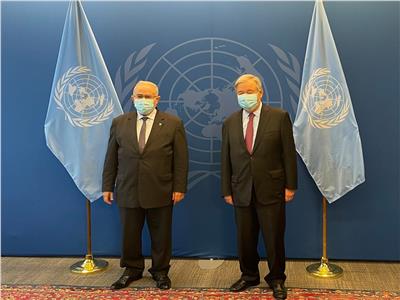 وزير الخارجية الجزائري مع الأمين العام للأمم المتحدة 
