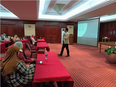صيدلة حلوان تشارك في تدريب صيادلة وزارة الصحة