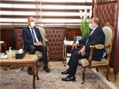 وزير التنمية المحلية فى لقائه مع رئيس اتحاد الصناعات المصرية