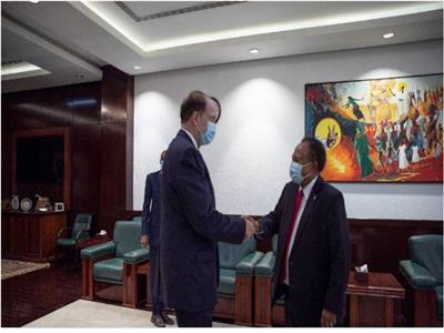رئيس الوزراء السوداني مع رئيس مجموعة البنك الدولي