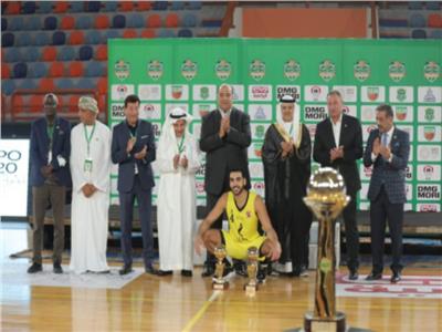 إيهاب أمين يتوج بجائزتي أفضل لاعب وجناح في البطولة العربية