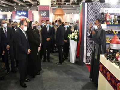 الرئيس عبدالفتاح السيسى فى معرض «تراثنا»
