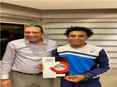 المصري بالسلوم يتعاقد مع لاعب وسط الأقصر حسام حسن