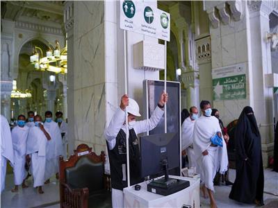صورة من رفع الكاميرات
