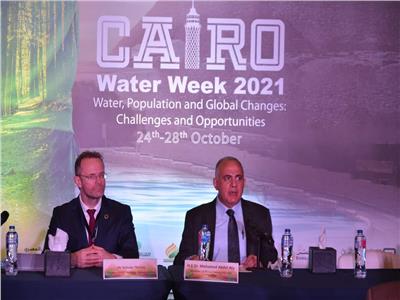 الدكتور محمد عبدالعاطي، وزير الموارد المائية والري خلال مناقشة مشروع التكيف مع التغيرات المناخية