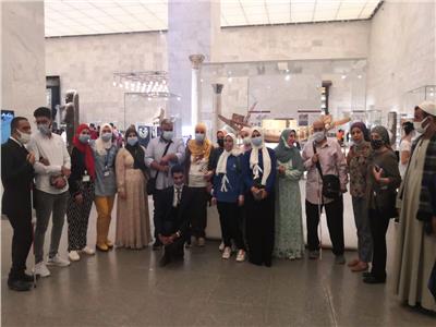 أصحاب الهمم خلال زيارتهم للمتحف القومى للحضارة المصرية بالفسطاط