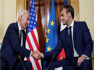 الرئيسان الفرنسي و الامريكي في لقاء علي هامش قمة G20