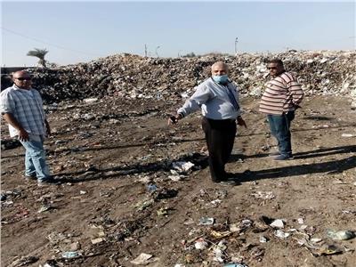 رفع 1000 طن مخلفات وقمامة في ونقلها بصحراء المنيا 