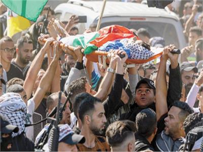 تشييع جثمان فلسطينى استشهد برصاص الاحتلال فى الضفة المحتلة 