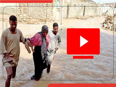 فيديوجراف| أسوان تعود إلى الحياة بعد أزمة السيول وتضرر الأهالي