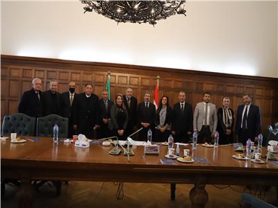 "غرفة الإسكندرية" تستقبل سفير إيطاليا لبحث سبل التعاون بين الجانبين