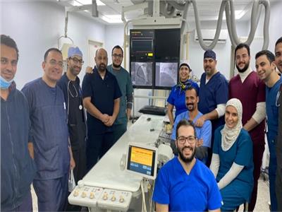 فريق طبي بمعهد ناصر ينجح في فتح انسداد بالشريان التاجي
