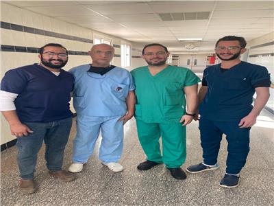 فريق طبي بقسم جراحة القلب والصدر بجامعة طنطا 