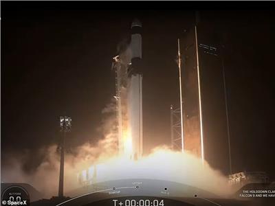 «سبيس إكس» تُطلق صاروخاً يحمل هدايا عيد الميلاد إلى محطة الفضاء