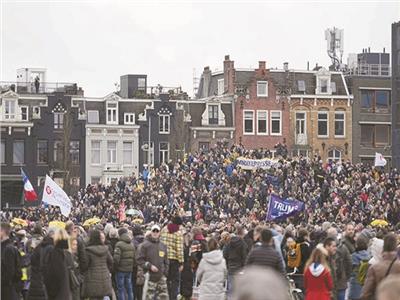 جانب من احتجاجات أمستردام (اف ب)